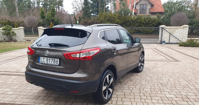 Nissan Qashqai cena 67000 przebieg: 77000, rok produkcji 2017 z Chełm małe 67